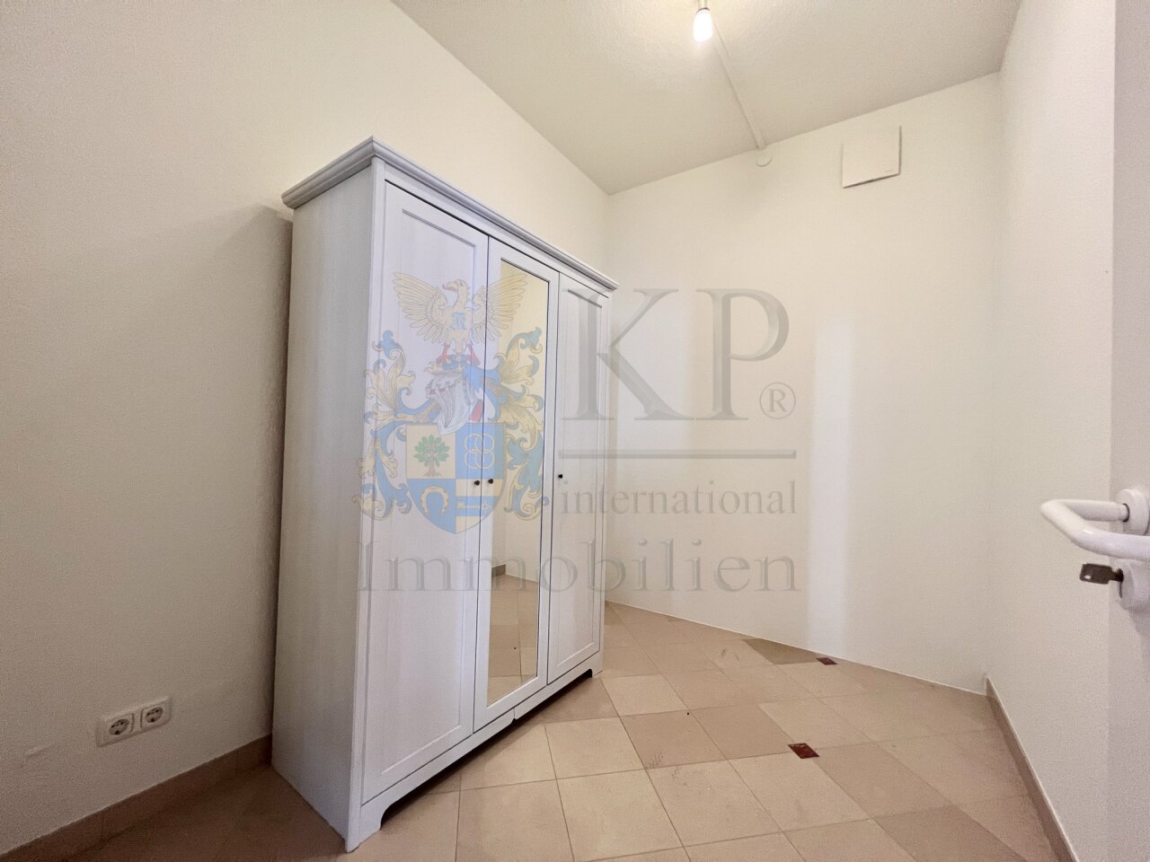 HOFHEIM: WALLAU CENTER – YOUR HOME or SMART INVESTMENT