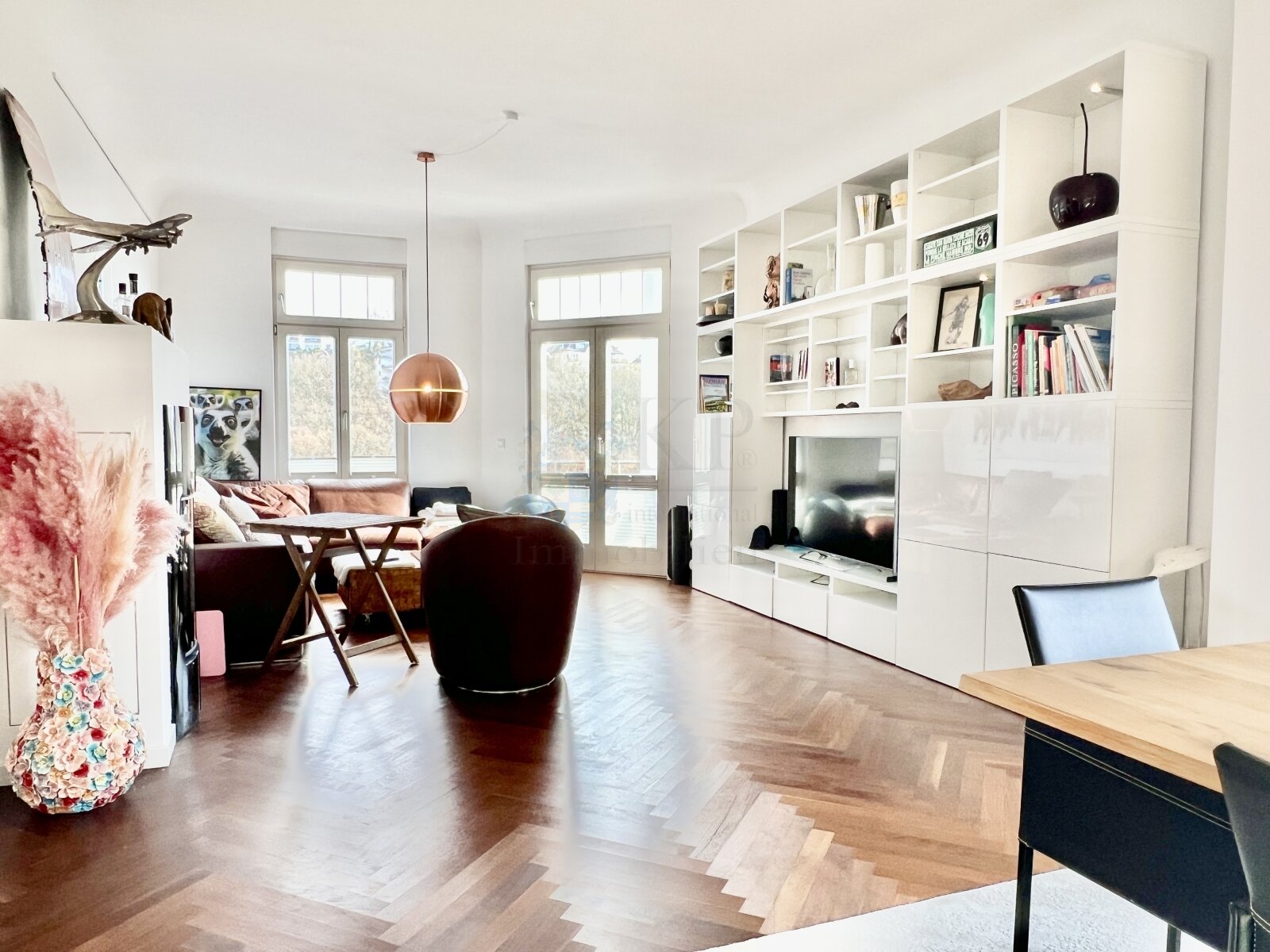 Wohnen mit Stil und Fernblick – Moderne 3-ZI-ETW in begehrter Wohngegend von Wiesbaden