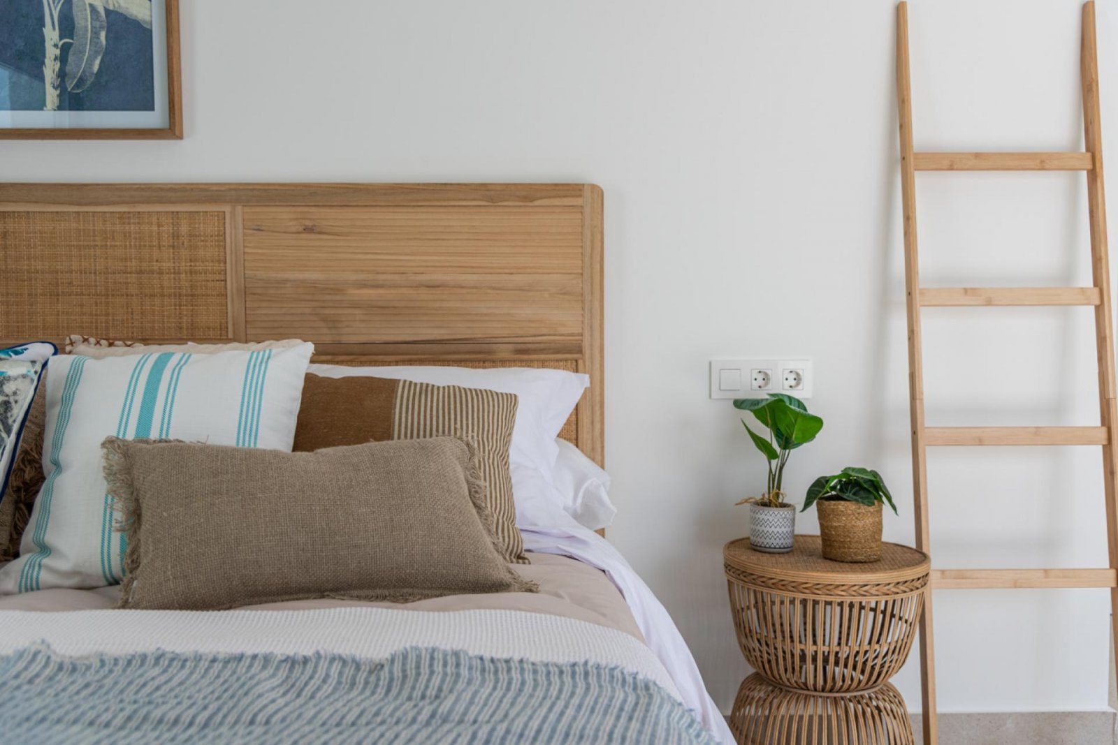 <p>Villa provided with 3 Bedrooms and 2 Bathrooms, private swimming pool and parking space on own plot. </p><p>The residence consists of 11 detache...