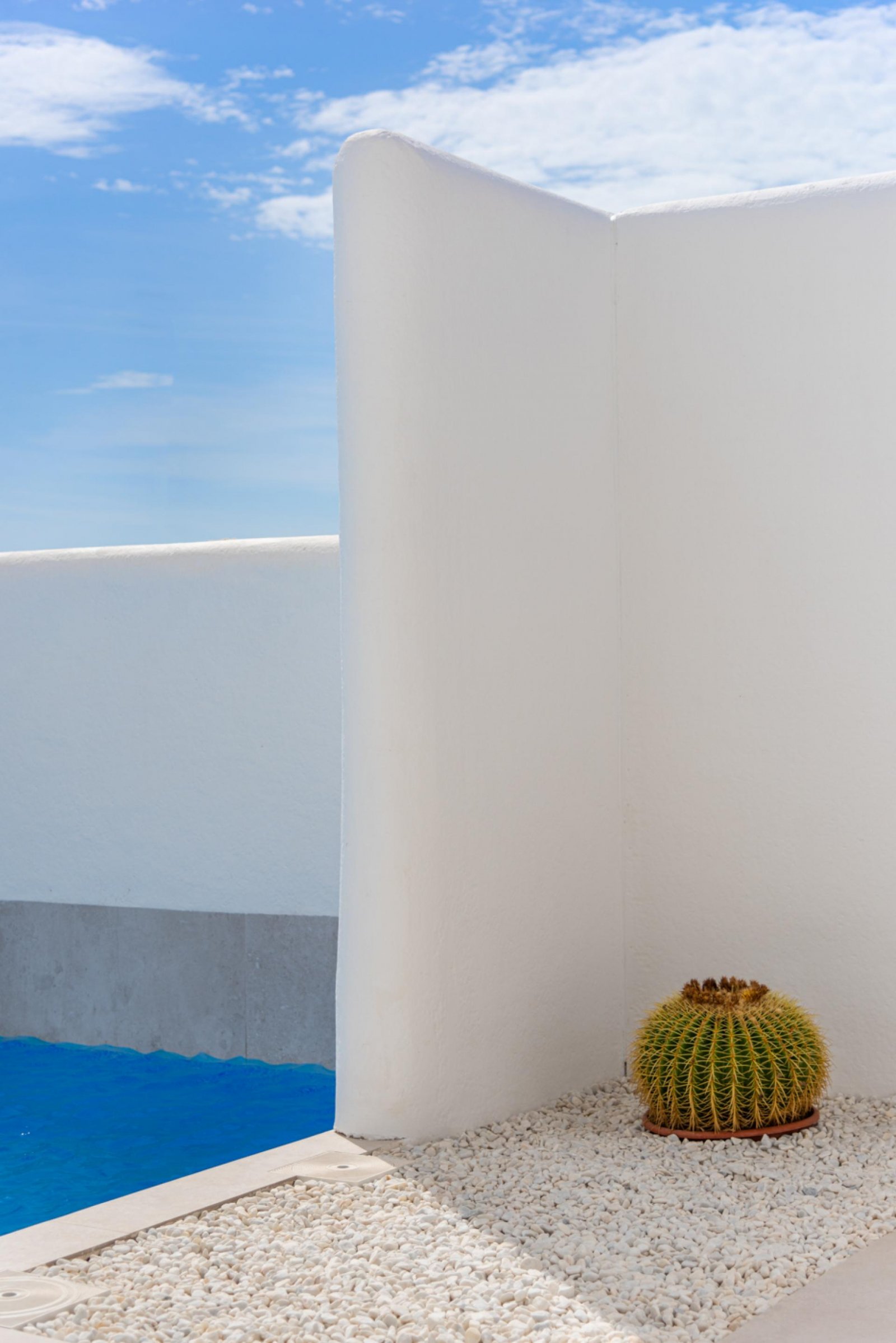 <p>Villa provided with 3 Bedrooms and 2 Bathrooms, private swimming pool and parking space on own plot. </p><p>The residence consists of 11 detache...