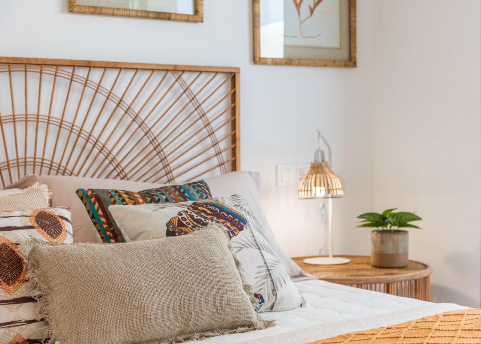 <p>Villa provided with 3 Bedrooms and 2 Bathrooms, private swimming pool and parking space on own plot. </p><p>The residence consists of 11 detache...