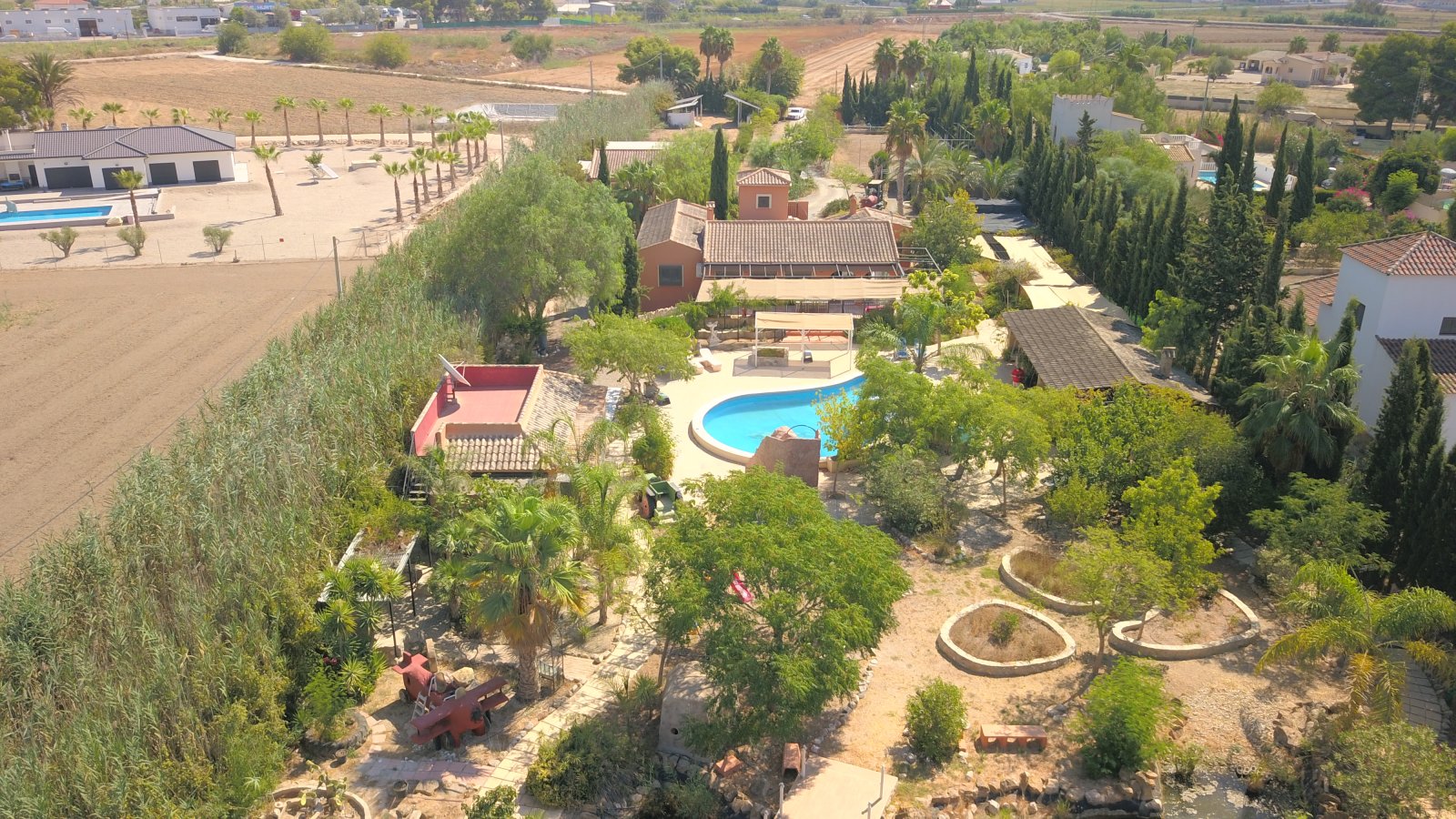   <br />	       This Stunning, Architecturally Designed, Seven Bedroom Country Property in Catral is located in the tranquil Farming Community of t...