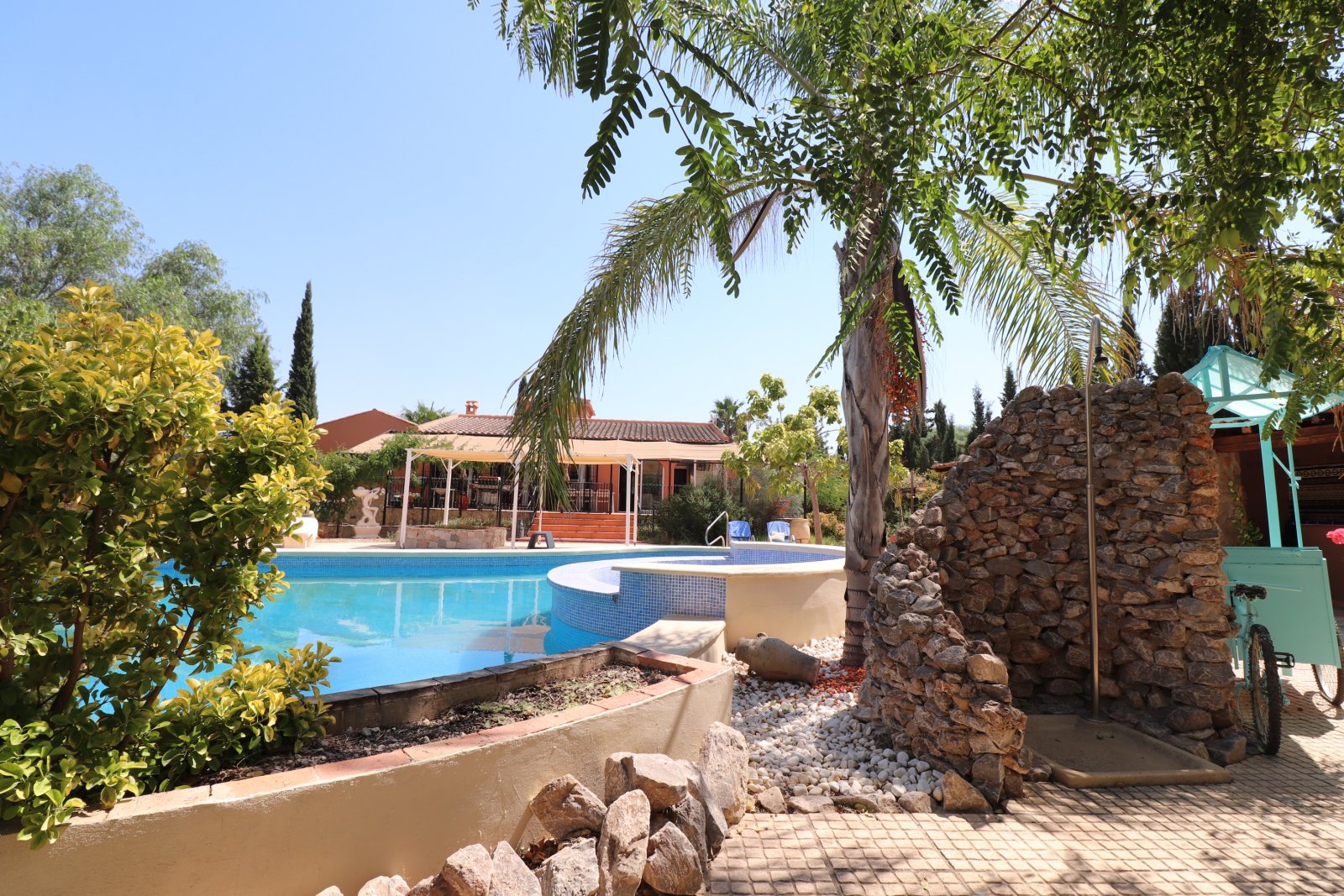   <br />	       This Stunning, Architecturally Designed, Seven Bedroom Country Property in Catral is located in the tranquil Farming Community of t...