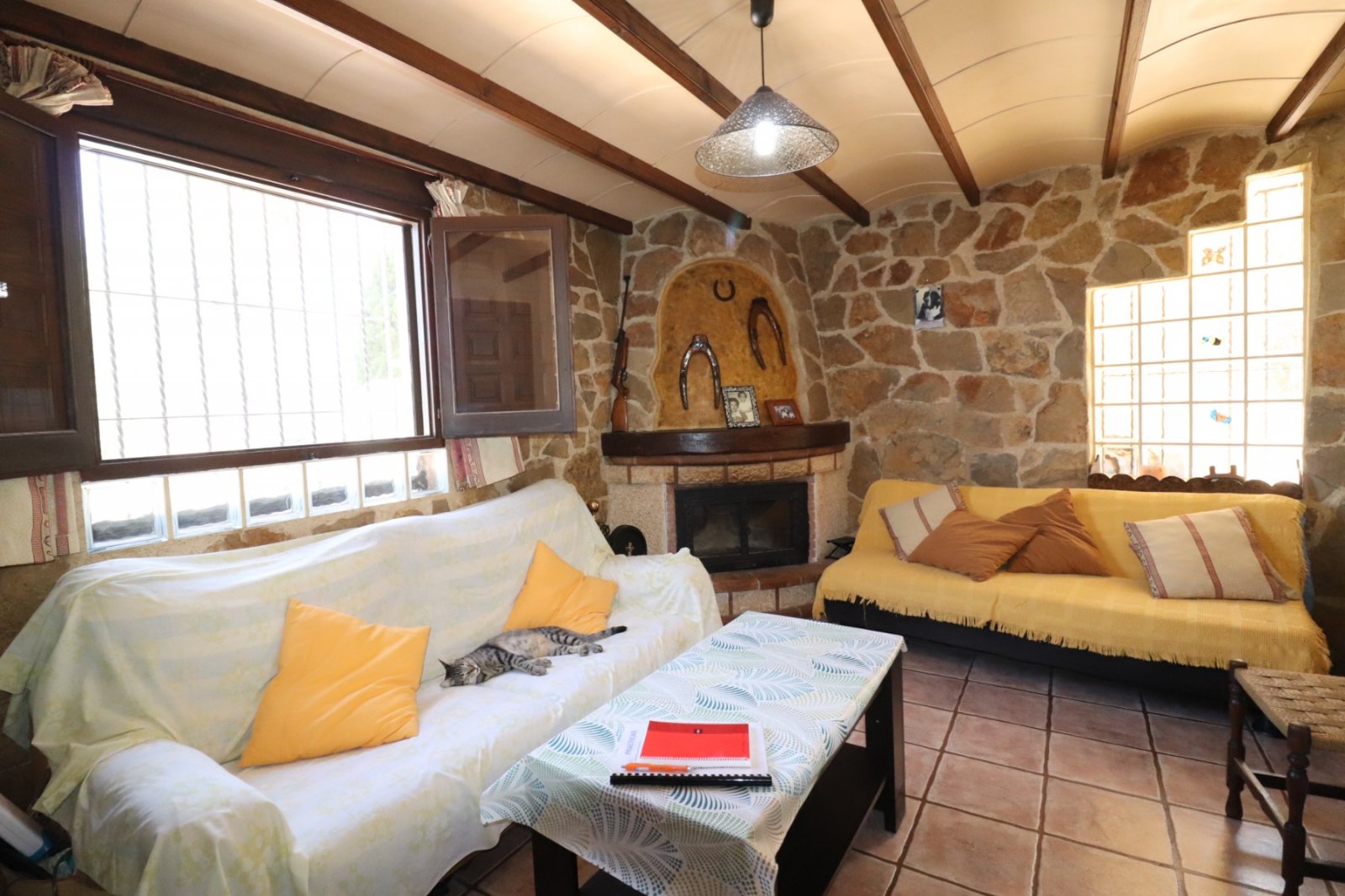  This Character, East Facing, Three Bedroom, Detached Villa in Lomas de la Juliana, a prestigious urbanisation located between the village of Algo...