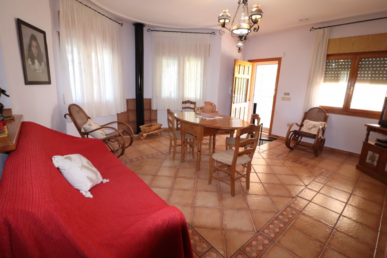   This Character, East Facing, Three Bedroom, Detached Villa in Lomas de la Juliana, a prestigious urbanisation located between the village of Algo...