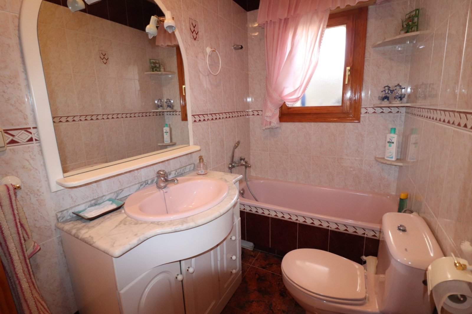   This Character, East Facing, Three Bedroom, Detached Villa in Lomas de la Juliana, a prestigious urbanisation located between the village of Algo...