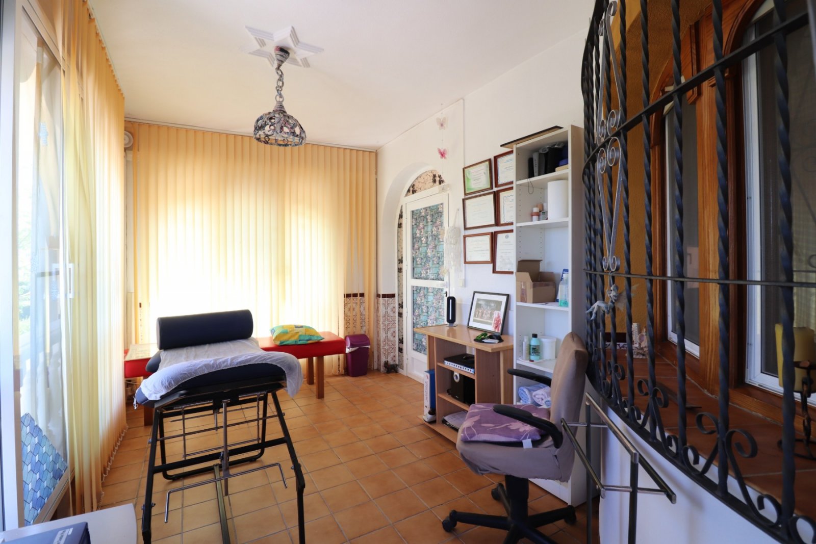   This Character, East Facing, Three Bedroom, Detached Villa in Lomas de la Juliana, a prestigious urbanisation located between the village of Algo...