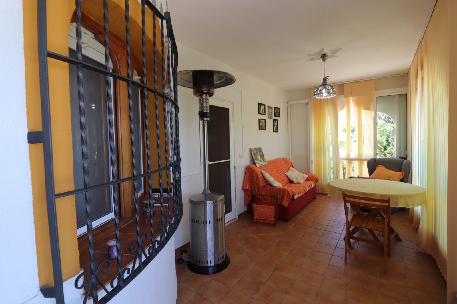   This Character, East Facing, Three Bedroom, Detached Villa in Lomas de la Juliana, a prestigious urbanisation located between the village of Algo...