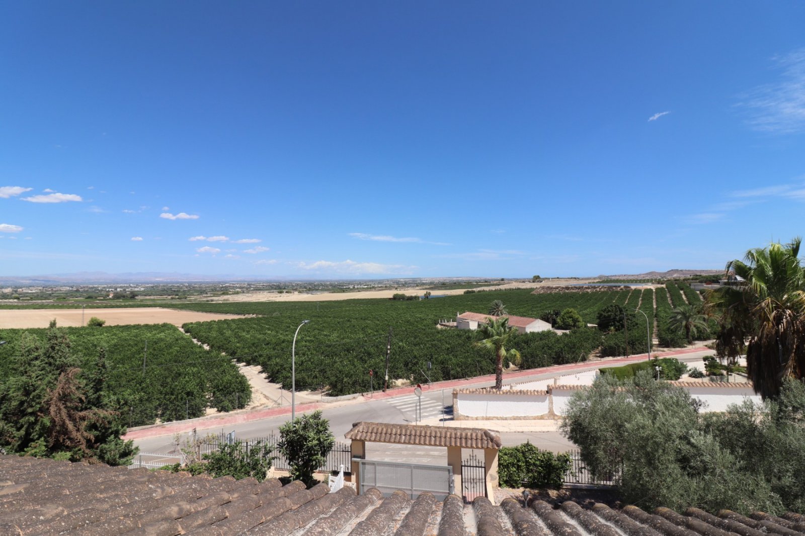   This Character, East Facing, Three Bedroom, Detached Villa in Lomas de la Juliana, a prestigious urbanisation located between the village of Algo...