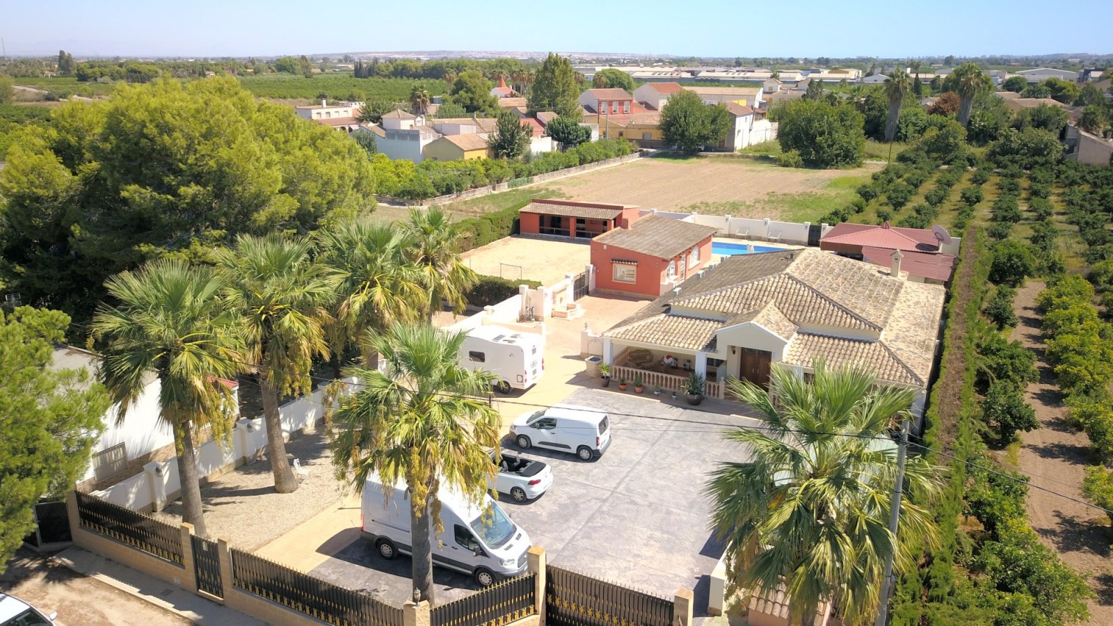 Las Heredades: Charmante Landvilla mit Outdoor-Küche und Pool 