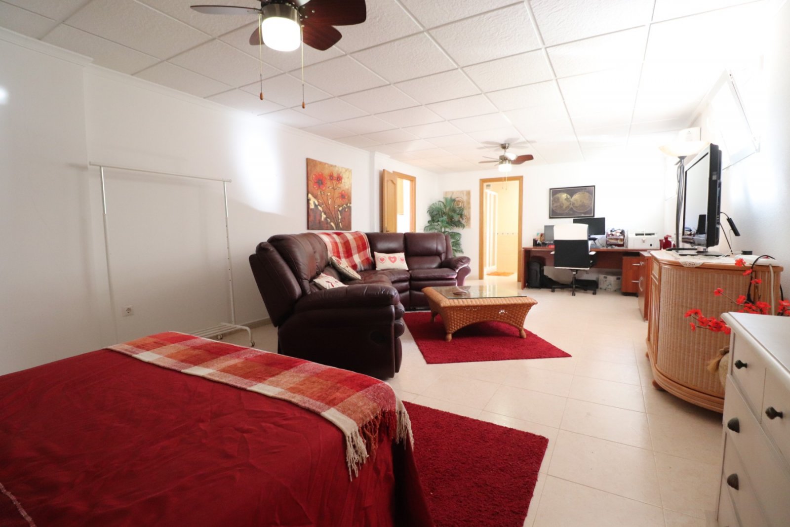   This Remarkable, West Facing, Corner, Five Bedroom Detached Villa in Lomas de La Juliana is located in a prominent position on the Costa Blanca S...