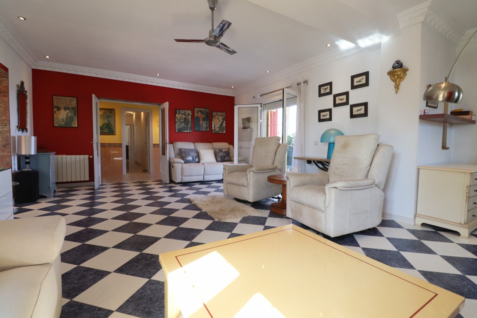   This Incredible, Three Bedroom, Detached Villa in Lomas de la Juliana is located in a prestigious residential area, just a 5-minute drive from Al...