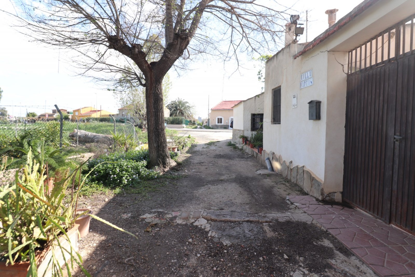 Mediterranes Leben mit viel Freiraum