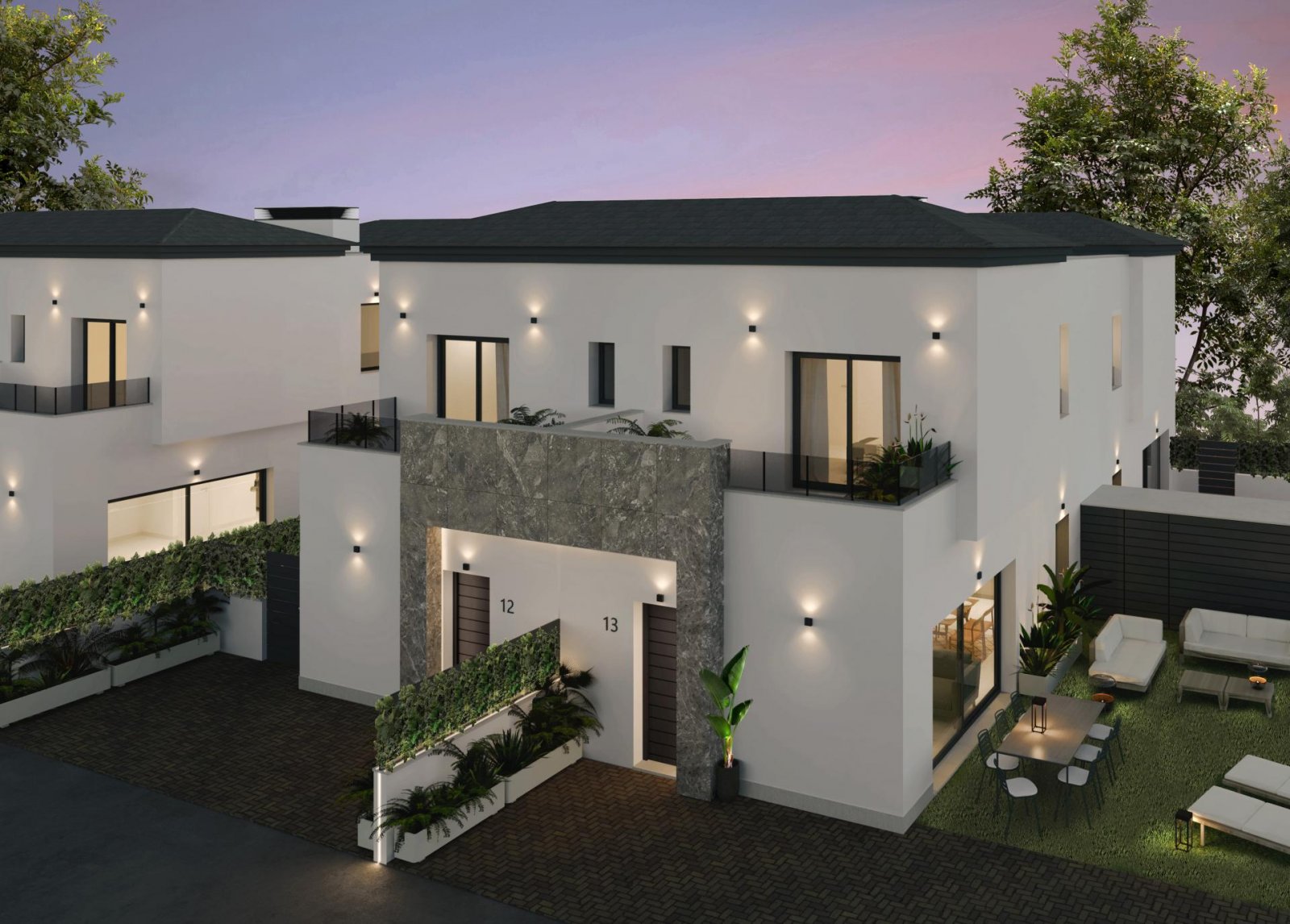 <p>Villa provided with 3 Bedrooms and 2 Bathrooms, communal swimming pool and private parking space within domain. </p>