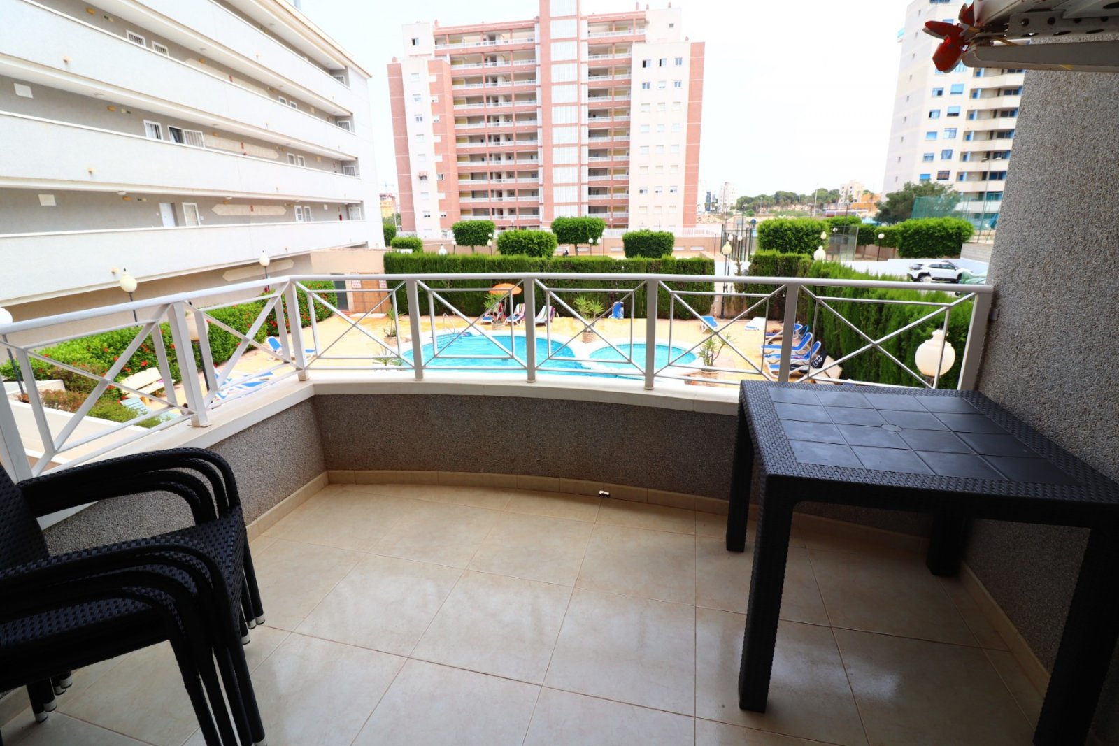   This East Facing, Two Bedroom, First Floor Apartment in Guardamar del Segura is located close to the heart of this popular coastal town. The stun...