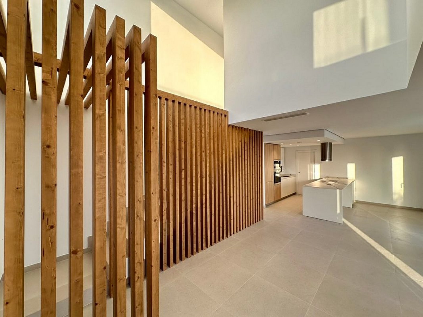<p>Villa provided with 4 Bedrooms and 4 Bathrooms, private swimming pool and parking space on own plot. </p>