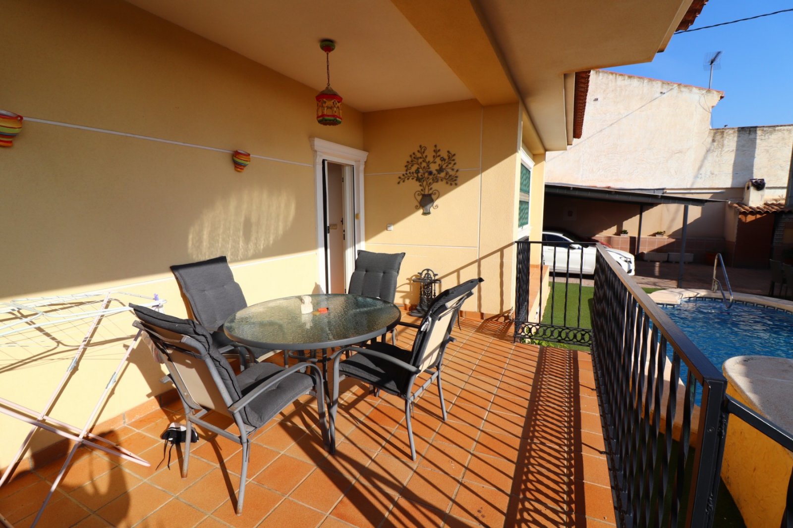   This South Facing, Three Bedroom, Detached Villa in El Saladar, is located in a well-known residential area on the outskirts of Almoradí town, wh...