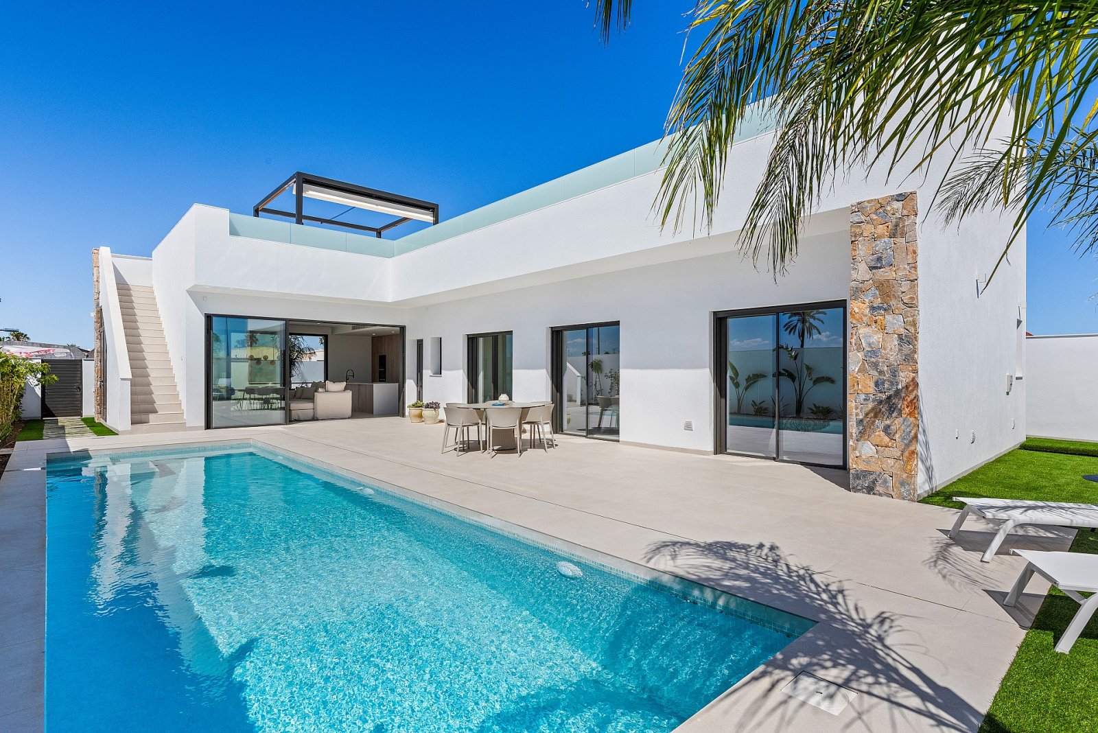 Mediterraner Wohntraum mit privatem Pool