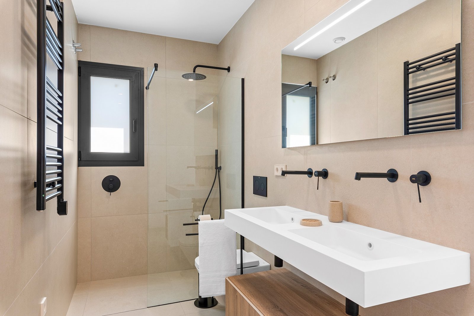 Mediterraner Wohntraum mit privatem Pool