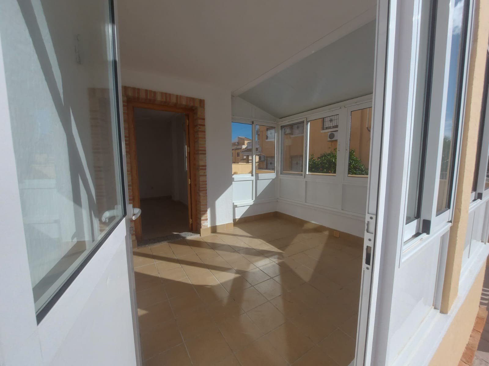   This South West Facing, Three Bedroom, Quad Villa in Lo Marabu, is located on the outskirts of Quesada, just a five minute drive away. La Marques...