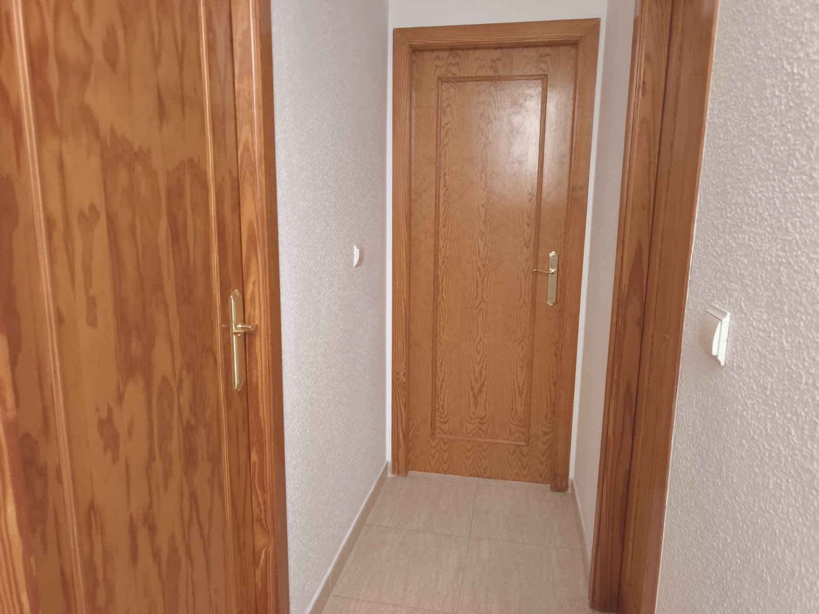   This South West Facing, Three Bedroom, Quad Villa in Lo Marabu, is located on the outskirts of Quesada, just a five minute drive away. La Marques...