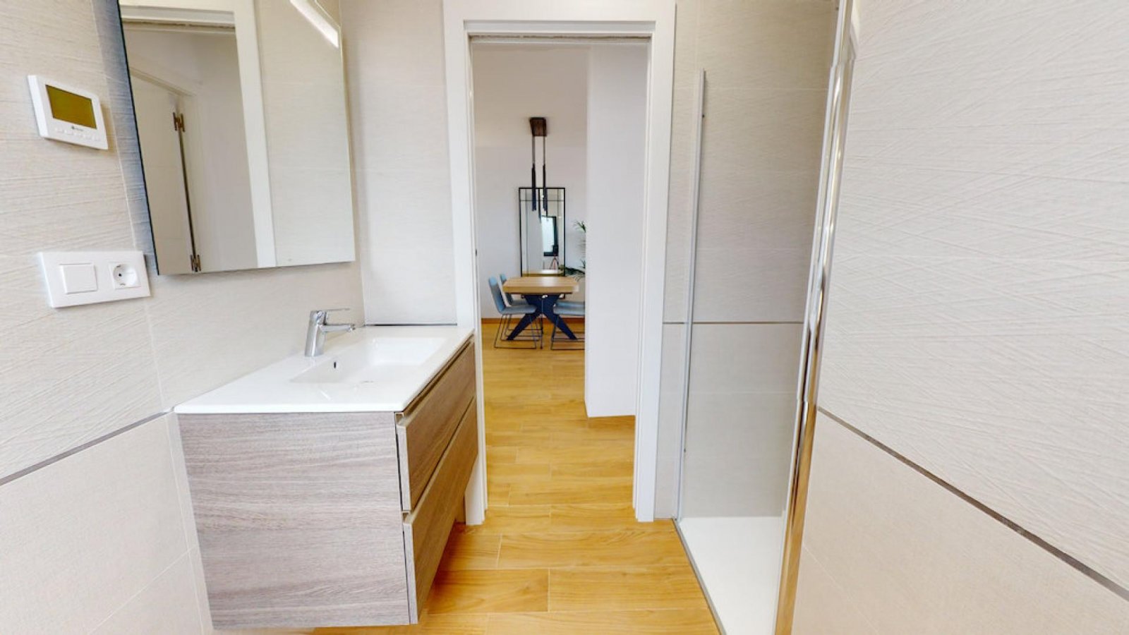 <p>Apartment with garden provided with 2 Bedrooms and 2 Bathrooms, communal swimming pool and optional underground parking space. </p><p>Modern apa...