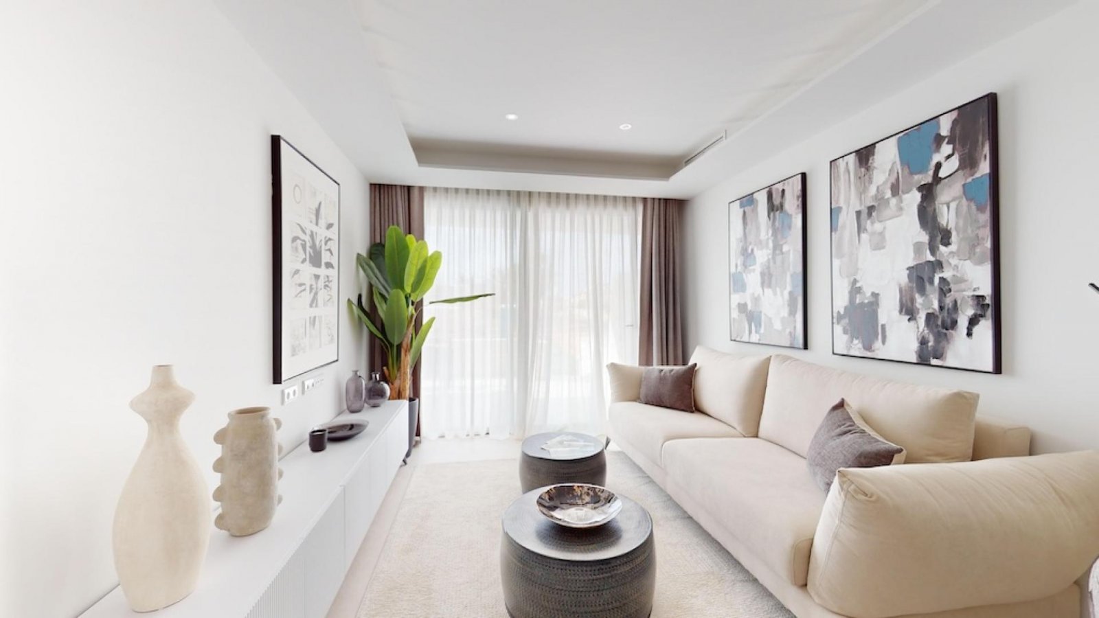 Exklusives Apartment mit Terrasse, Pool und Tiefgaragenstellplatz
