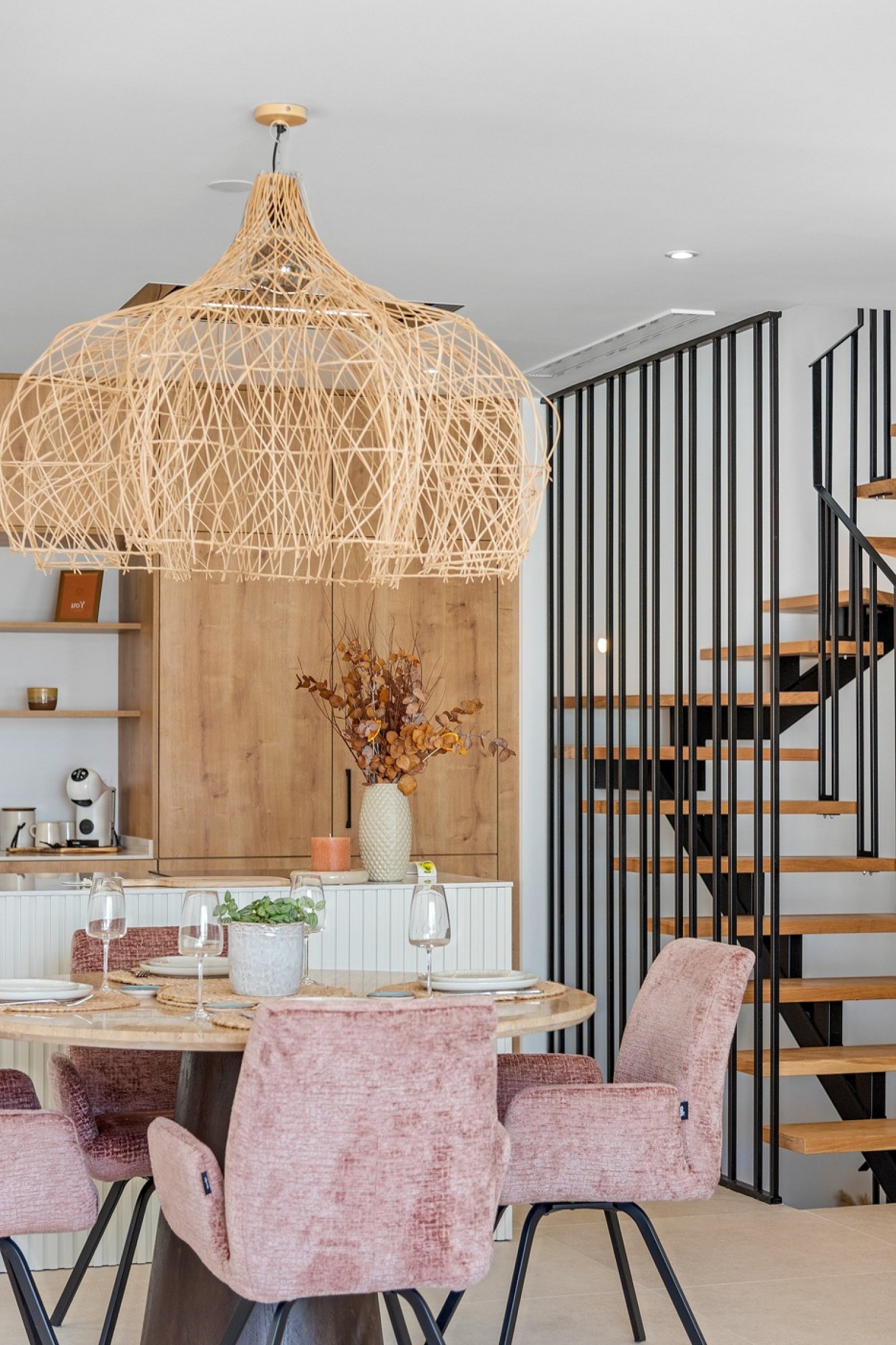 <p>Villa with basement provided with 3 Bedrooms and 2 Bathrooms, private swimming pool and parking space on own plot. </p><p>New complex of innovat...