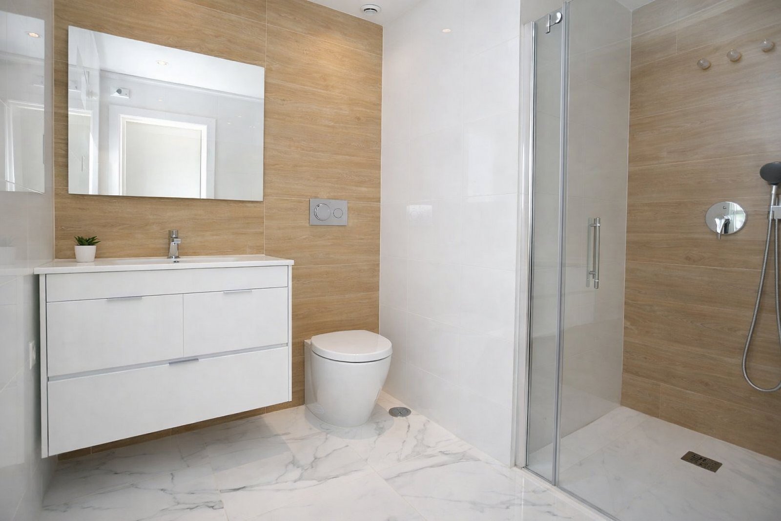 <p>Apartments - solarium provided with 2 Bedrooms and 2 Bathrooms, communal swimming pool and parking spot. </p><p>An exclusive new development in ...
