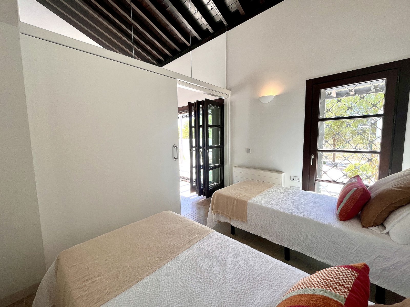 <p>Villa provided with 2 Bedrooms and 2 Bathrooms, private swimming pool and parking space on own plot. </p><p>Our first collection consists of 11 ...