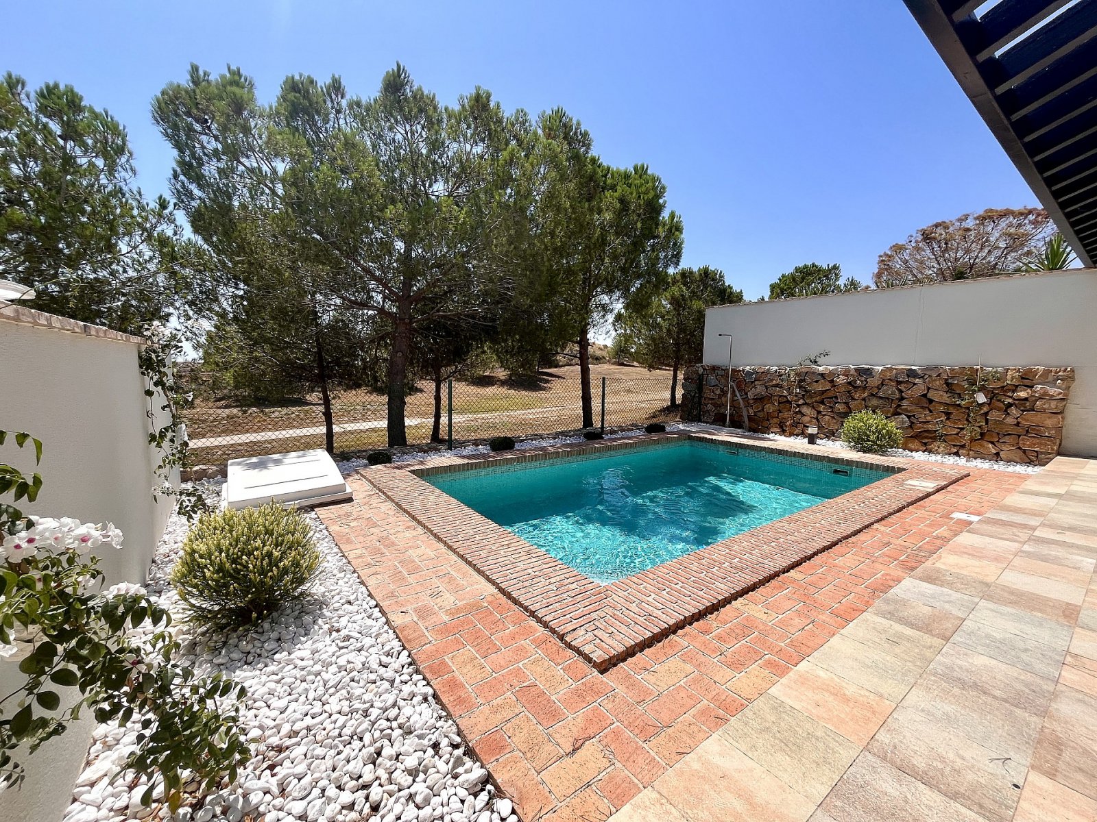 <p>Villa provided with 2 Bedrooms and 2 Bathrooms, private swimming pool and parking space on own plot. </p><p>Our first collection consists of 11 ...