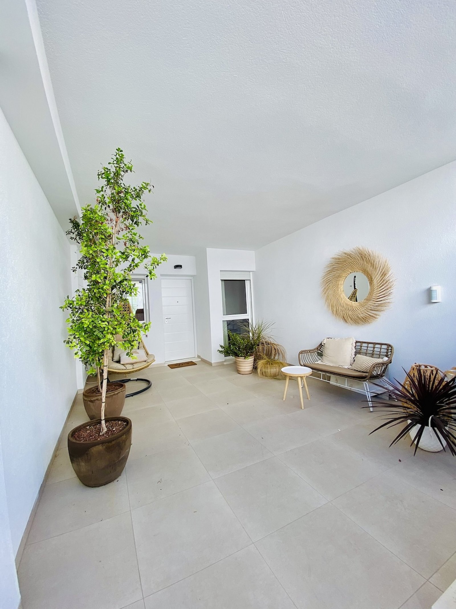 <p>Apartment with garden provided with 3 Bedrooms and 2 Bathrooms, communal swimming pool and parking space on own plot. </p><p>Small-scale complex...