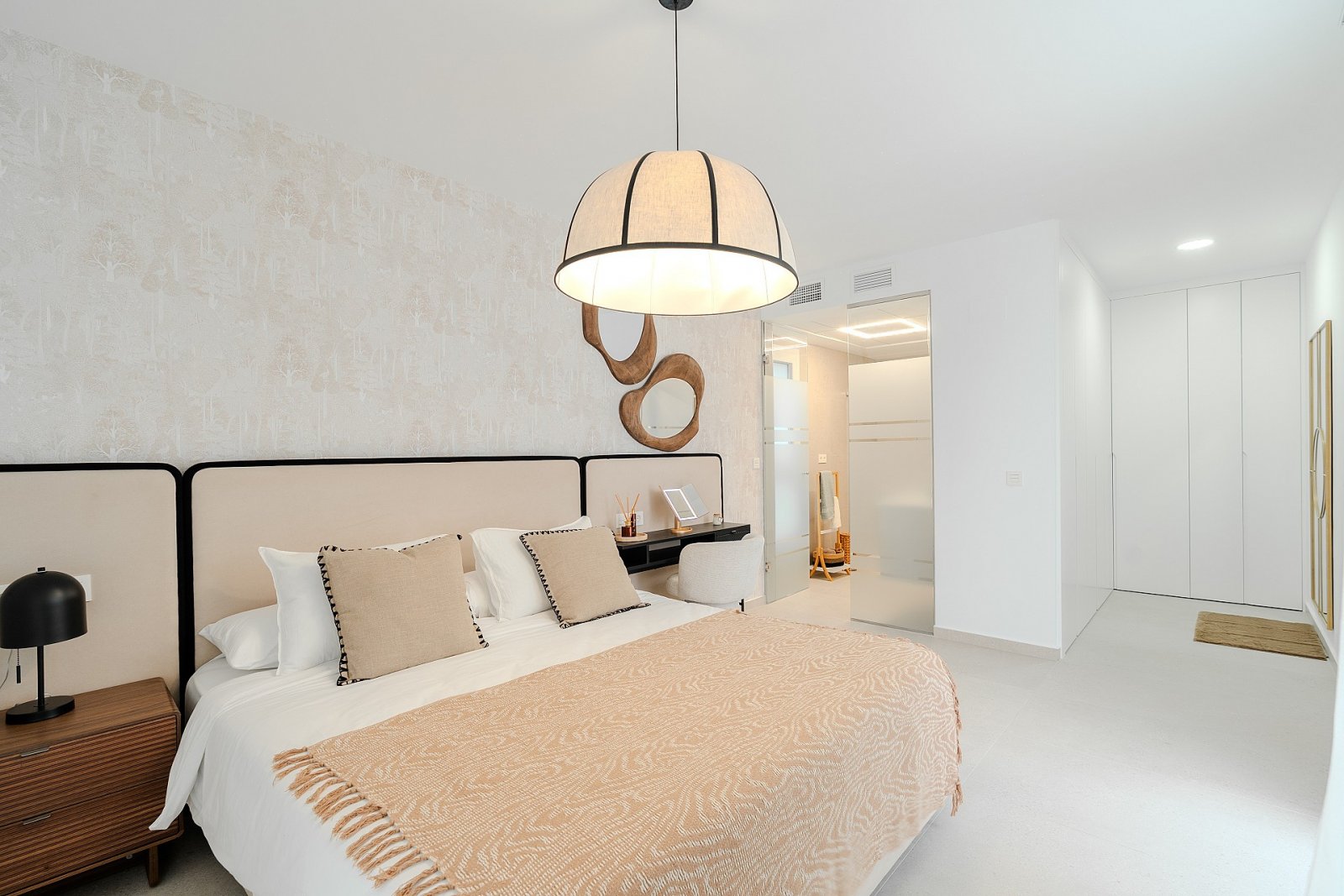 <p>Villa provided with 3 Bedrooms and 3 Bathrooms, private swimming pool and private garage. </p>