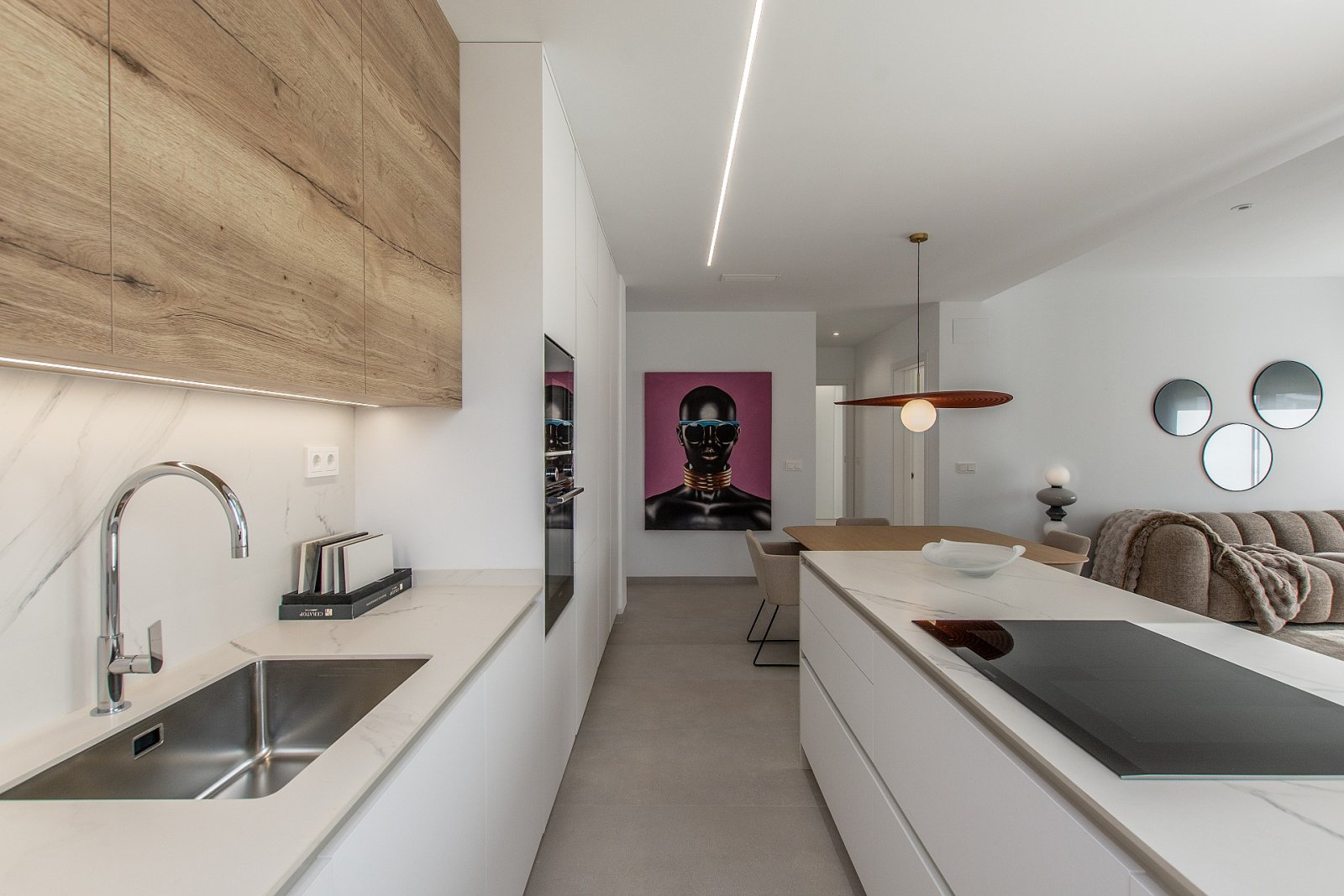 <p>Apartment with terrace provided with 2 Bedrooms and 2 Bathrooms, communal swimming pool and underground parking space with storage room. </p><p>...