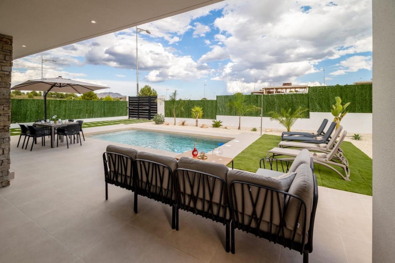<p>Villa provided with 2 Bedrooms and 2 Bathrooms, private swimming pool and parking space on own plot. </p><p>Welcome to these beautiful new build...