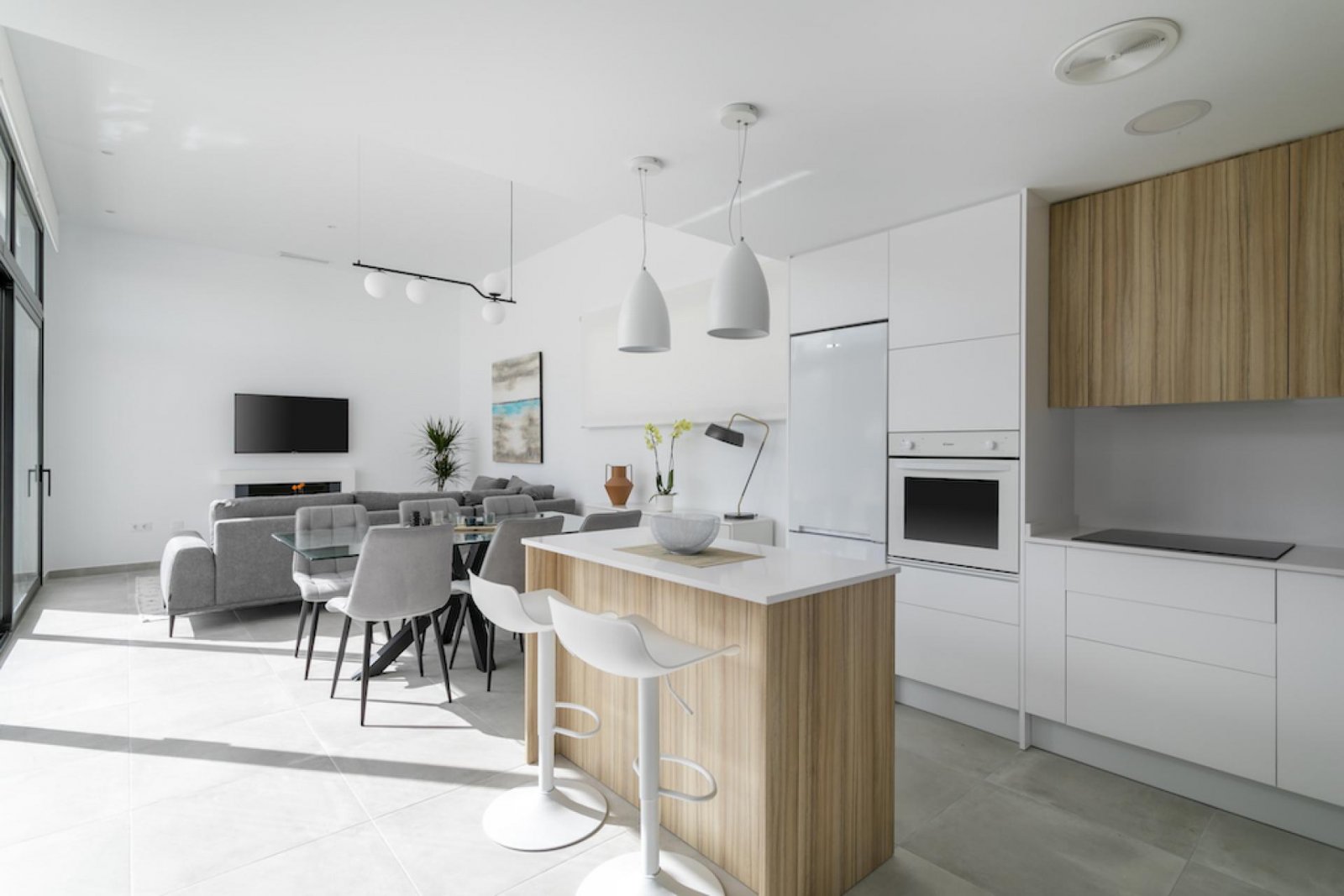 <p>Villa provided with 2 Bedrooms and 2 Bathrooms, private swimming pool and parking space on own plot. </p><p>Welcome to these beautiful new build...
