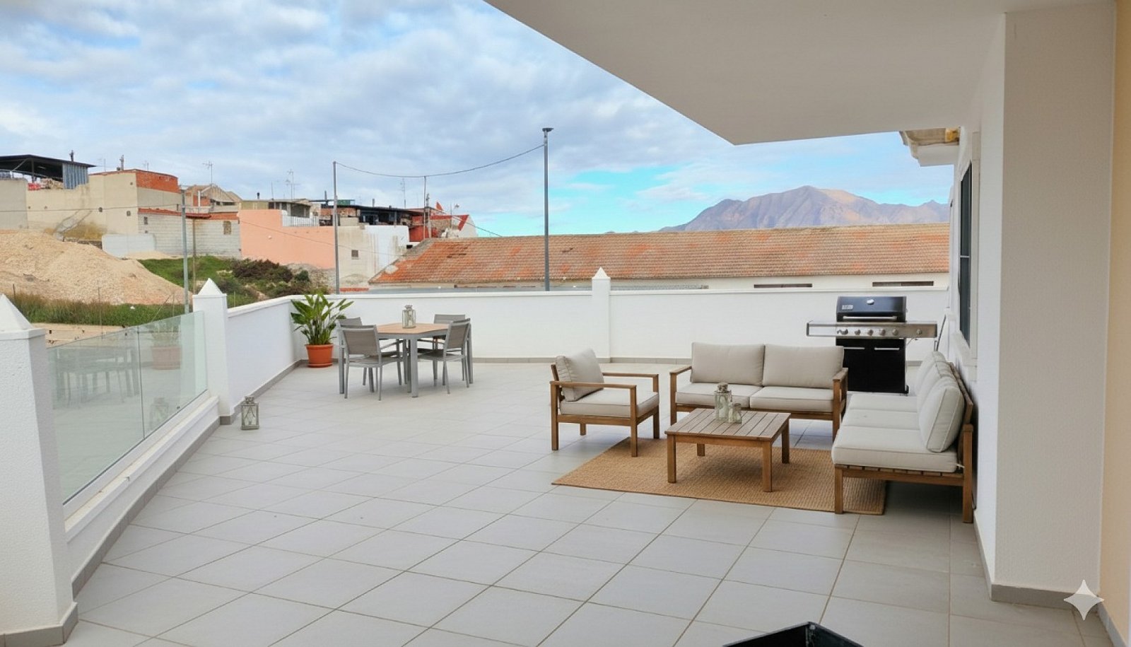 <p>Apartment with garden provided with 2 Bedrooms and 1 Bathrooms, communal swimming pool and underground parking space. </p><p>This new residentia...