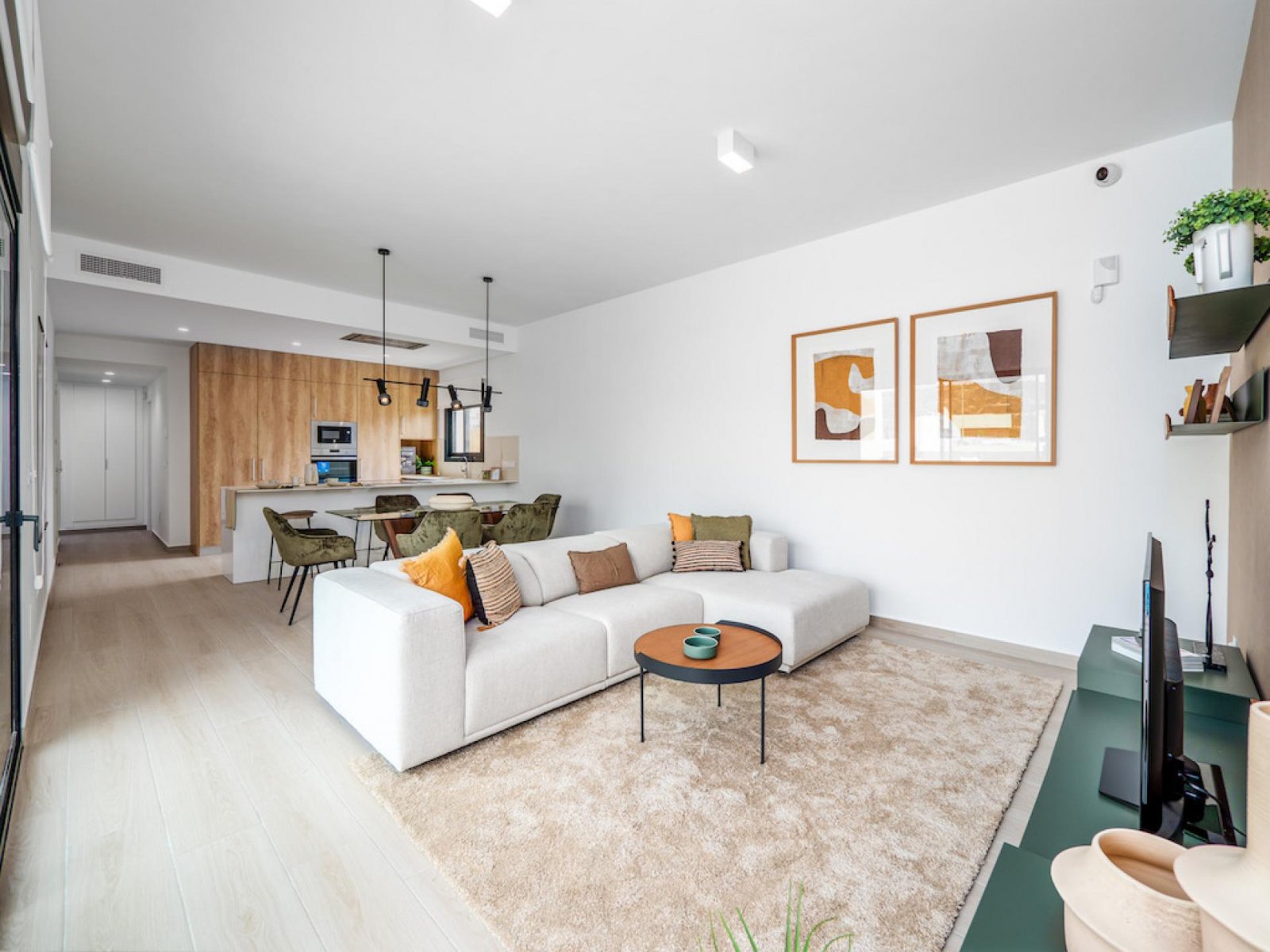 <p>Villa provided with 3 Bedrooms and 2 Bathrooms, private swimming pool and parking space on own plot. </p><p>This project consists of 10 single-s...