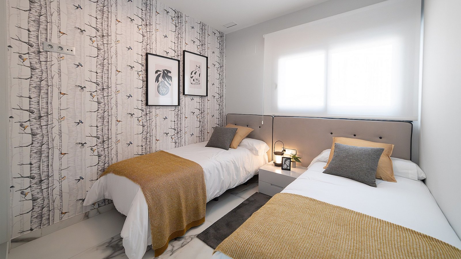 <p>Apartment with terrace provided with 3 Bedrooms and 3 Bathrooms, communal swimming pool and optional parking place. </p><p>The development will ...