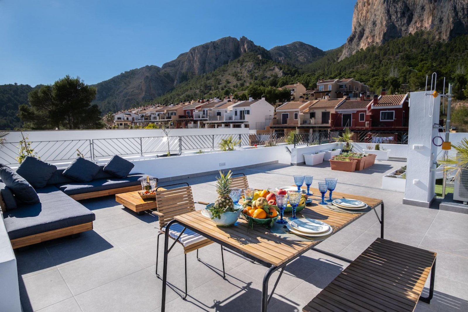 <p>Villa provided with 3 Bedrooms and 2 Bathrooms, optional swimming pool and underground garage with cellar. </p><p>Discover these exclusive villa...