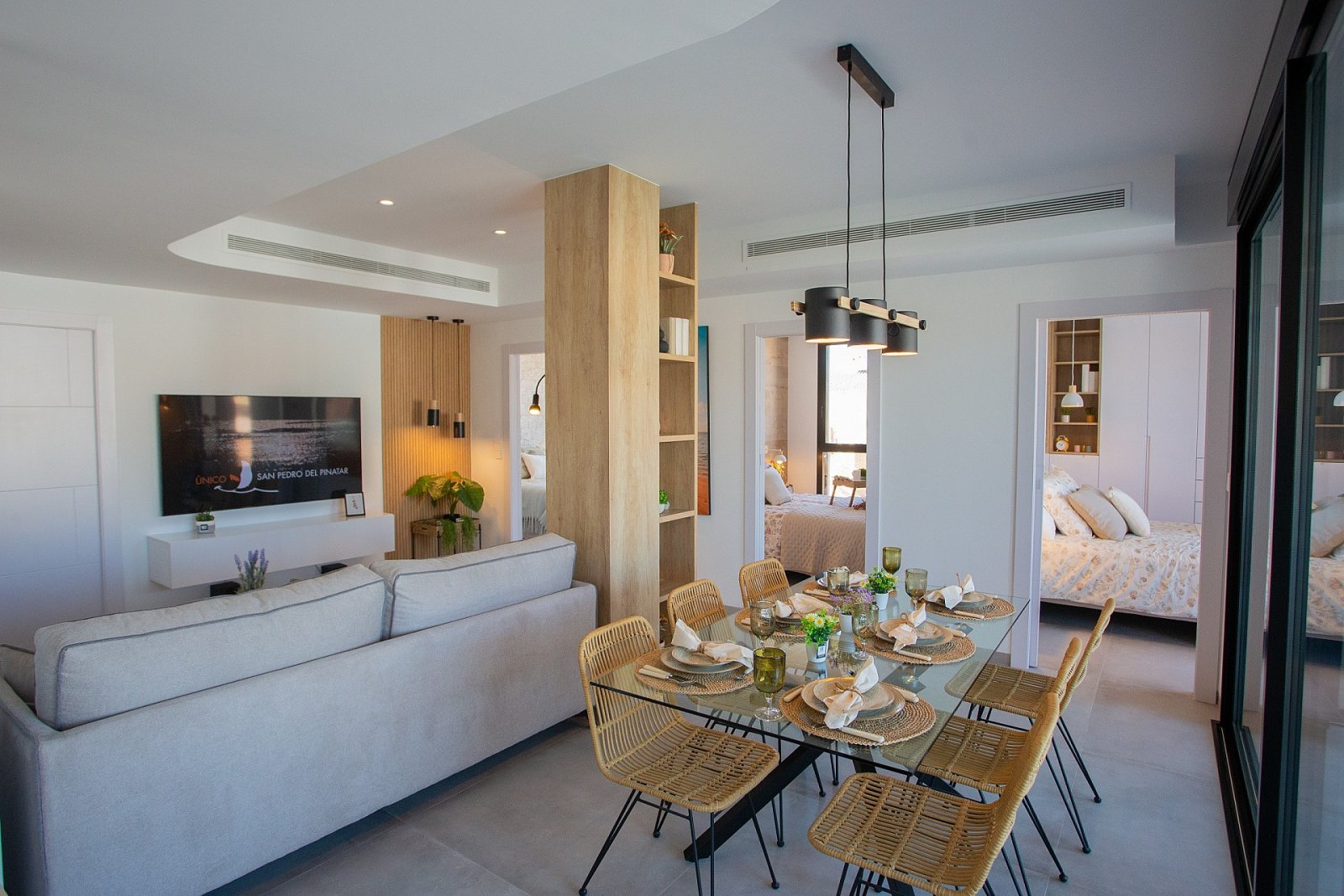 <p>Apartment with terrace provided with 3 Bedrooms and 2 Bathrooms, heated swimming pool and optional underground parking space. </p><p>La LLana To...
