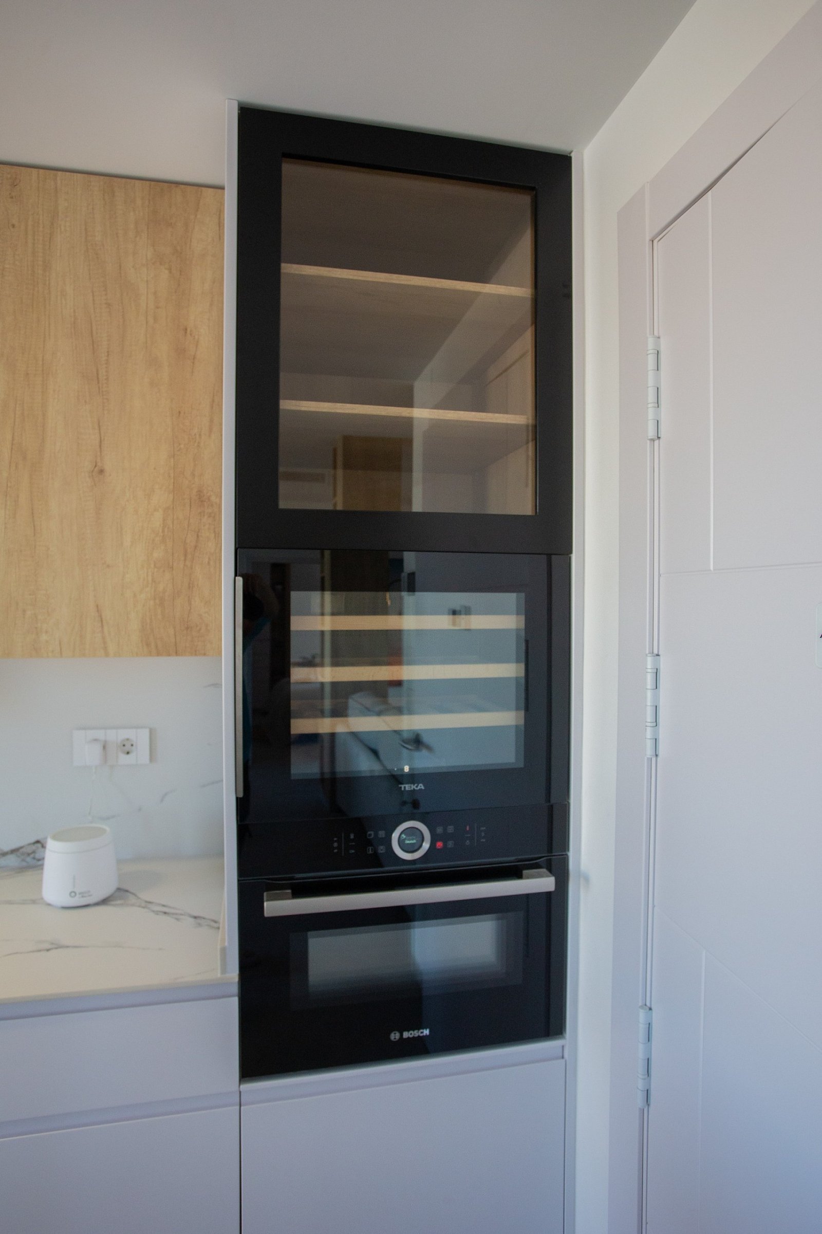 <p>Apartment with terrace provided with 3 Bedrooms and 2 Bathrooms, heated swimming pool and optional underground parking space. </p><p>La LLana To...