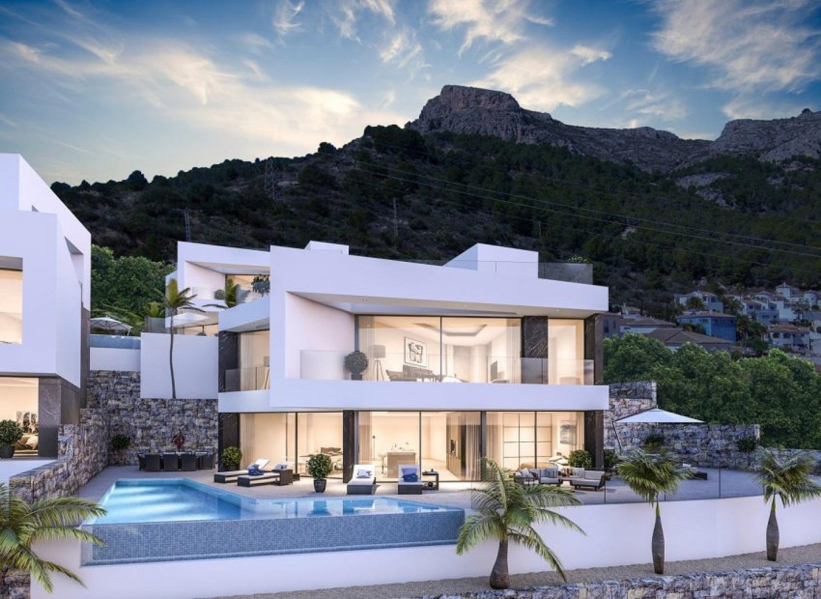 <p>Villa provided with 4 Bedrooms and 5 Bathrooms, infinity swimming pool and private garage. </p><p>The house has an elevator that connects the 3 ...