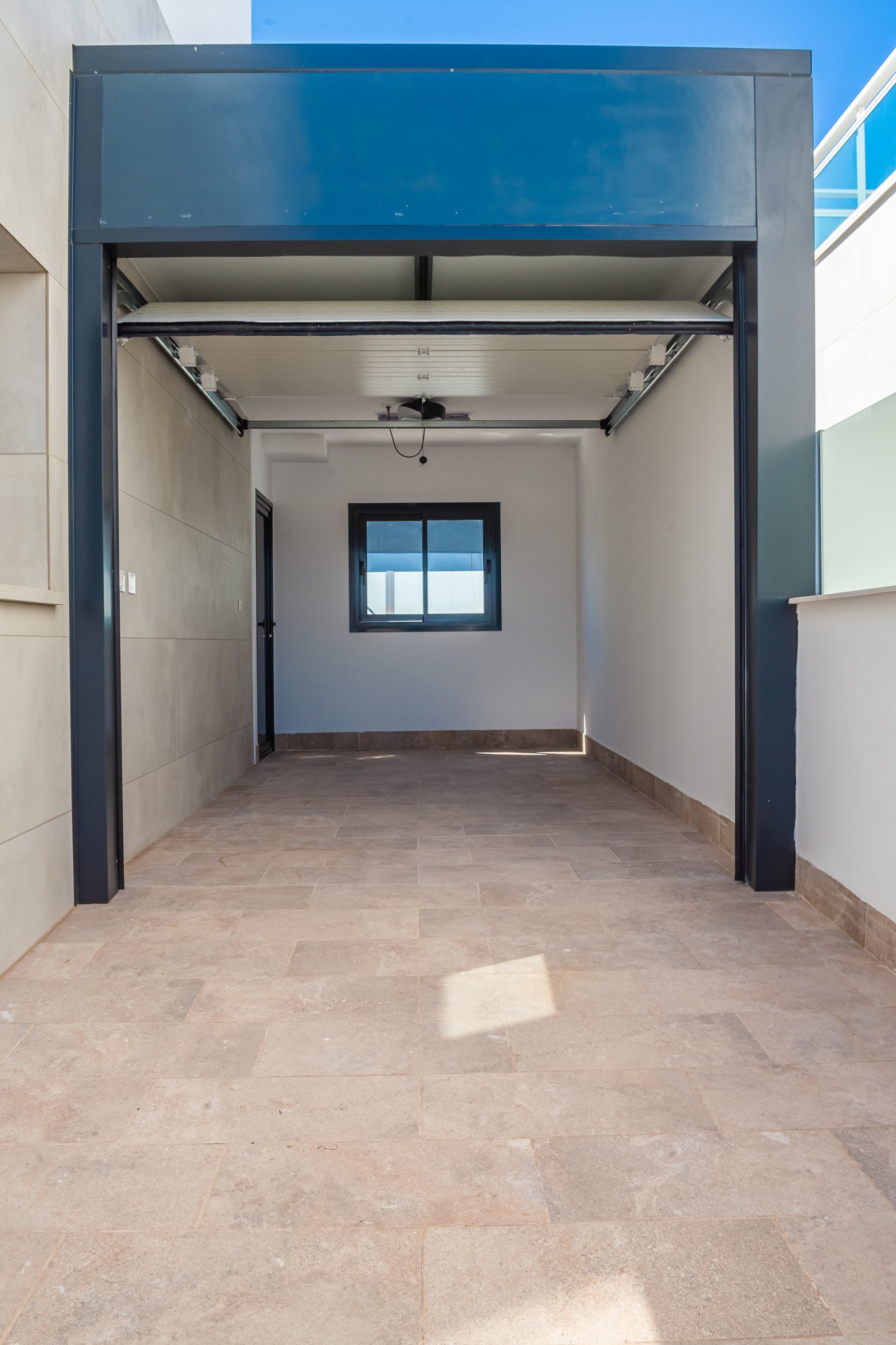 <p>Villa provided with 3 Bedrooms and 2 Bathrooms, private swimming pool and private garage. </p><p>Discover these modern villas in Los Alcázares, ...