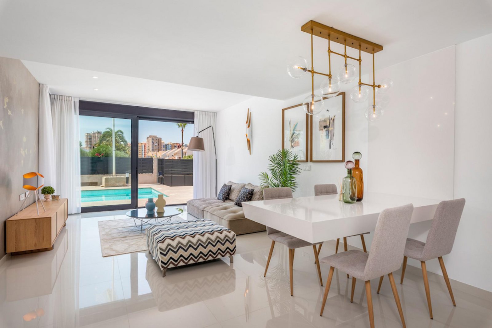 <p>Villa provided with 3 Bedrooms and 3 Bathrooms, private swimming pool and parking space on own plot. </p><p>Discover these beautiful new build v...