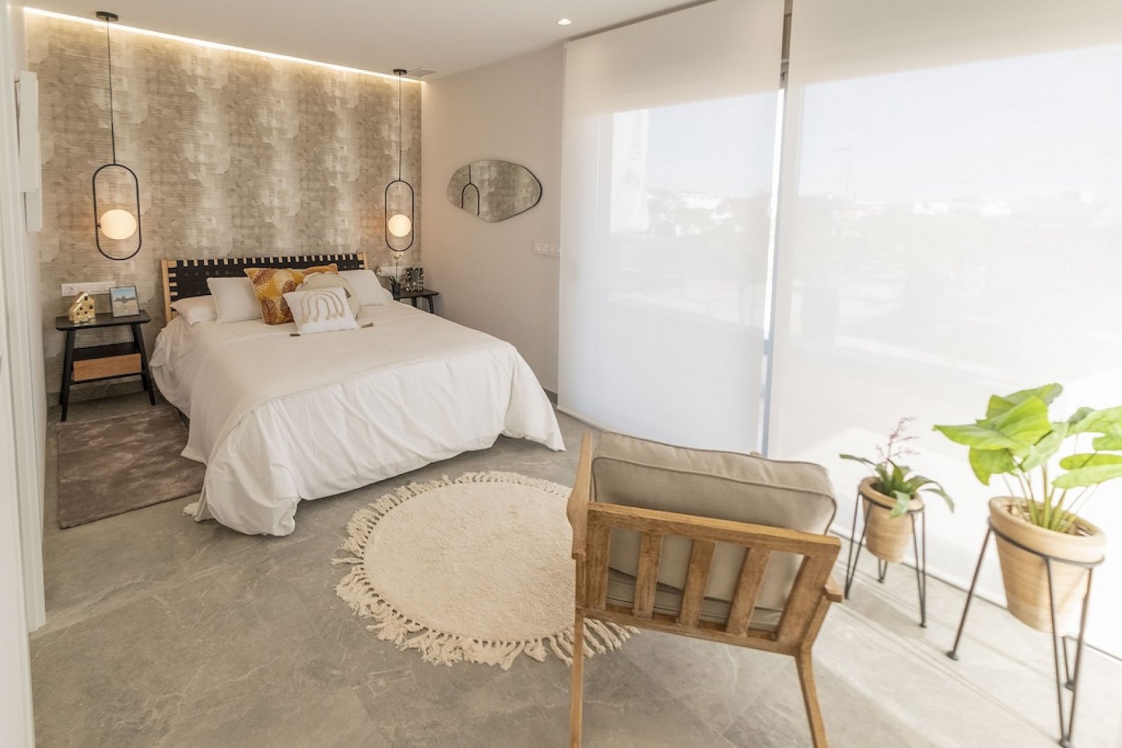 <p>Villa provided with 3 Bedrooms and 3 Bathrooms, private swimming pool and parking space on own plot. </p><p>Discover these modern villas located...