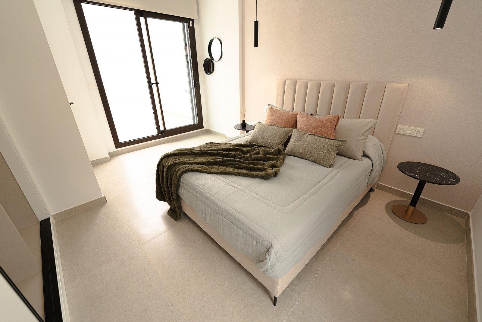 Komfortable Luxusvilla mit Pooloption und Parkplatz