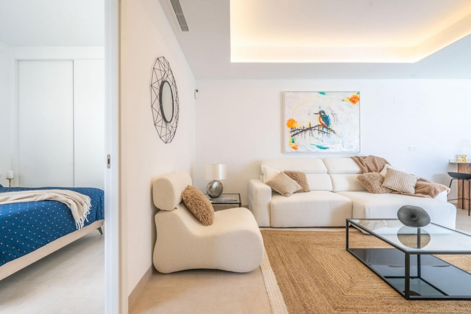 <p>Villa provided with 3 Bedrooms and 2 Bathrooms, private swimming pool and parking space on own plot. </p><p>Luxury bungalows with beautiful moun...