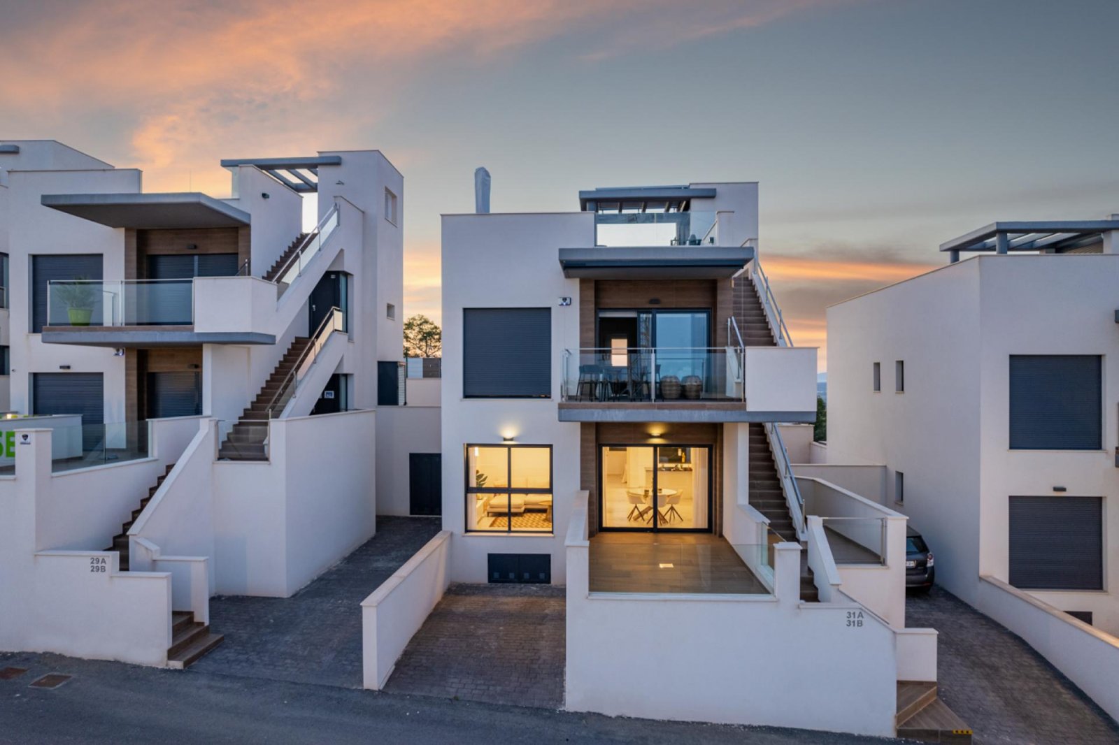 San Miguel de Salinas: <p>Apartment with garden provided with 3 Bedrooms and 2 Bathrooms, private swimming pool and private parking space within domain. </p><p>Choice bet... 