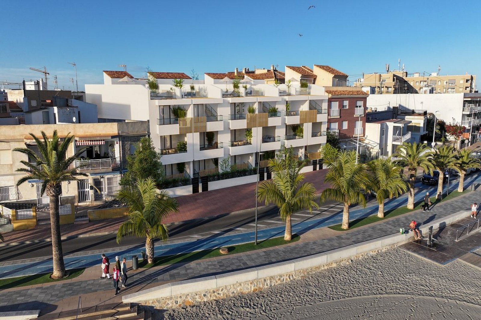 <p>Apartment with garden provided with 1 Bedrooms and 1 Bathrooms, communal swimming pool and underground parking space. </p>